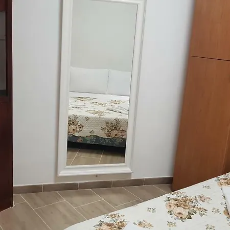 Alfieri 10 Due Passi Da Colosseo Apartament