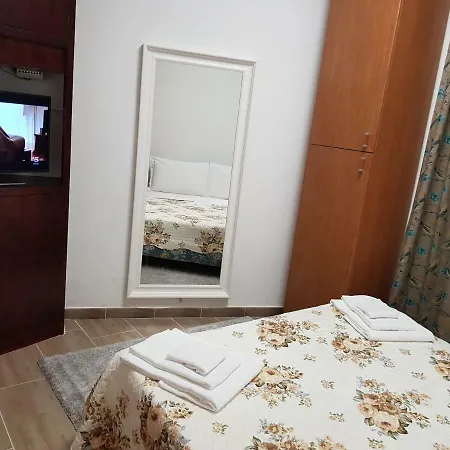 Apartment Alfieri 10 Due Passi Da Colosseo *