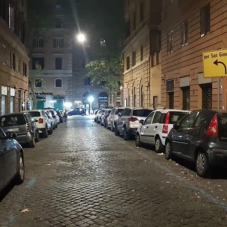 Alfieri 10 Due Passi Da Colosseo Apartament